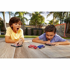 Flat 2 Fast Card Racers (Red)
